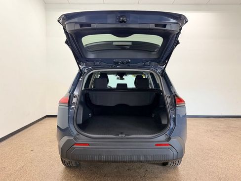 Used 2026 Toyota RAV4 LE AWD/4WD image 5