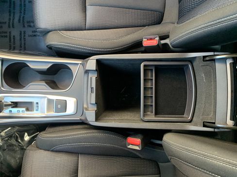 Used 2019 Subaru Ascent Premium AWD/4WD image 25