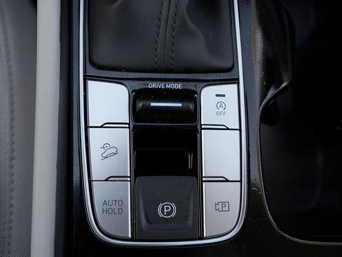 Certified 2025 Hyundai Tucson SE FWD image 30