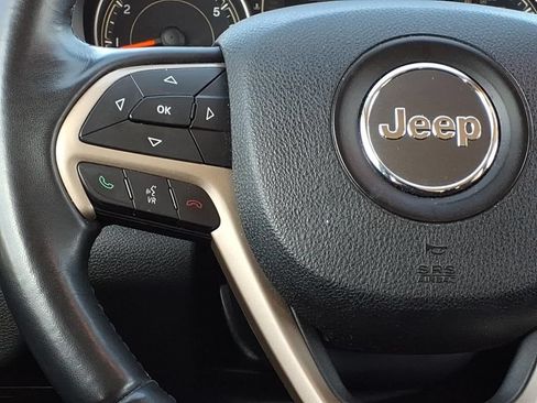 Used 2015 Jeep Cherokee Latitude FWD image 10
