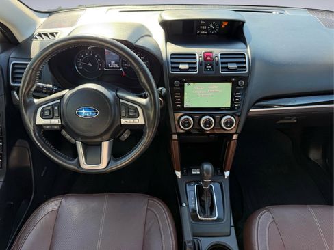 Used 2017 Subaru Forester 2.5i Touring AWD/4WD image 18