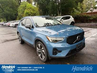 Used 2024 Volvo XC40 B5 Ultimate w/ Protection Package Premier