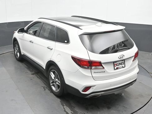 Used 2017 Hyundai Santa Fe AWD image 36