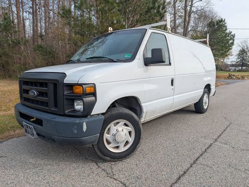 Used 2008 Ford E-150 and Econoline 150 image 1