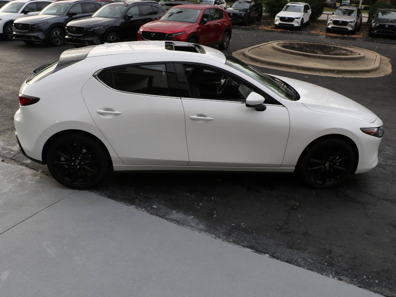 Certified 2026 MAZDA MAZDA3 2.5 S Hatchback w/ Premium Pkg FWD image 5