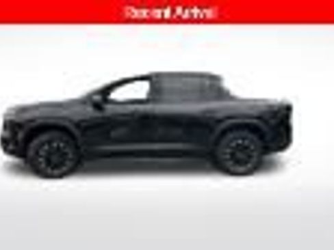 Used 2025 Chevrolet Traverse Z71 w/ Driver Confidence Package image 5