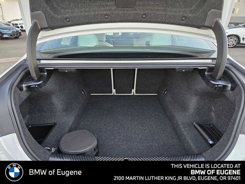 New 2026 BMW 530i xDrive w/ Premium Package AWD/4WD image 18