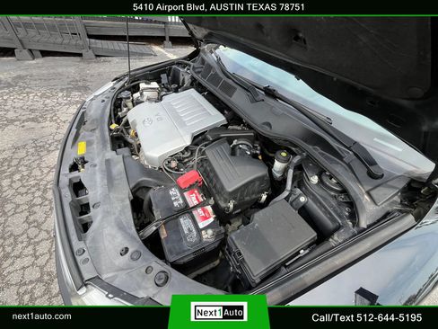 Used 2010 Toyota Venza FWD image 32