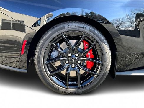 Used 2024 Ford Mustang GT Premium image 33