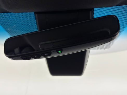 Used 2021 Toyota Avalon XSE image 31