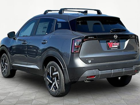 New 2026 Nissan Kicks SV FWD image 4