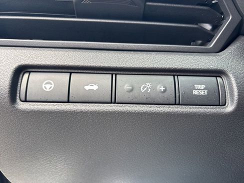 Certified 2024 Nissan Altima 2.5 SV w/ SV Premium Package FWD image 20