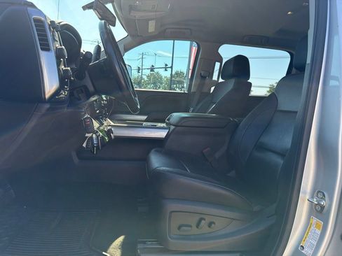 Used 2018 Chevrolet Silverado 2500 LTZ w/ Duramax Plus Package AWD/4WD image 28