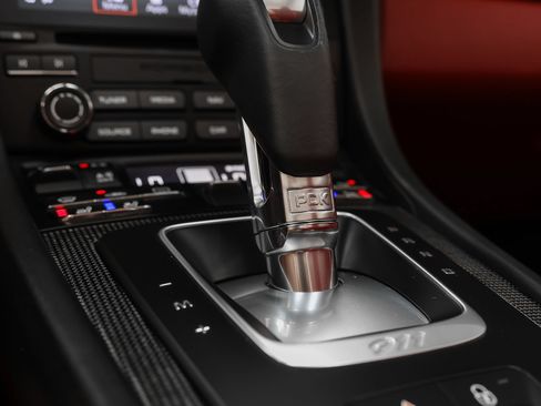Certified 2017 Porsche 911 Carrera RWD image 44