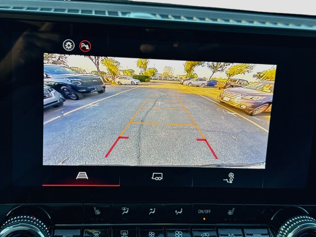 Used 2025 GMC Canyon Elevation w/ Convenience Package RWD image 15