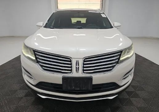 Used 2015 Lincoln MKC AWD image 3