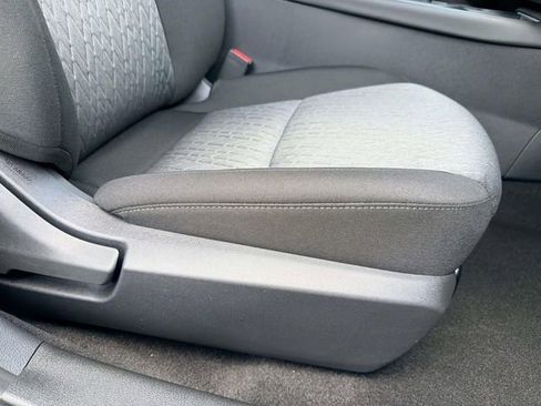 New 2026 Nissan Sentra SV w/ SV Convenience Package FWD image 9