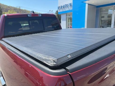Used 2019 RAM 1500 Big Horn AWD/4WD image 8
