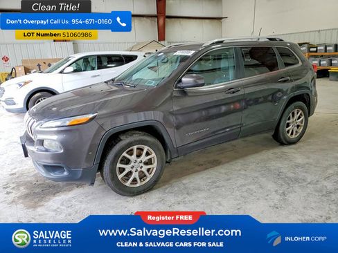 Used 2017 Jeep Cherokee Latitude w/ True North Edition AWD/4WD image 1