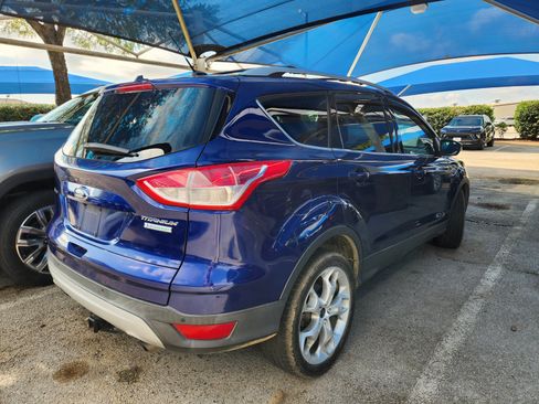 Used 2013 Ford Escape Titanium w/ Parking Technology Pkg FWD image 4