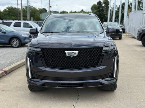 Used 2023 Cadillac Escalade Sport AWD/4WD image 3