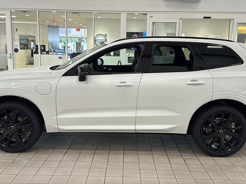 New 2026 Volvo XC60 T8 Ultra w/ Climate Package AWD/4WD image 8