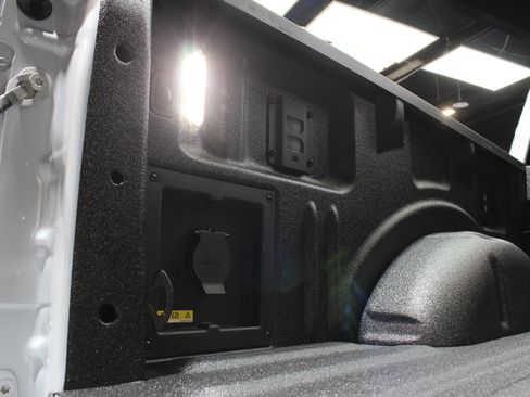 Used 2025 Ford F150 Raptor w/ Equipment Group 803A Raptor R image 16