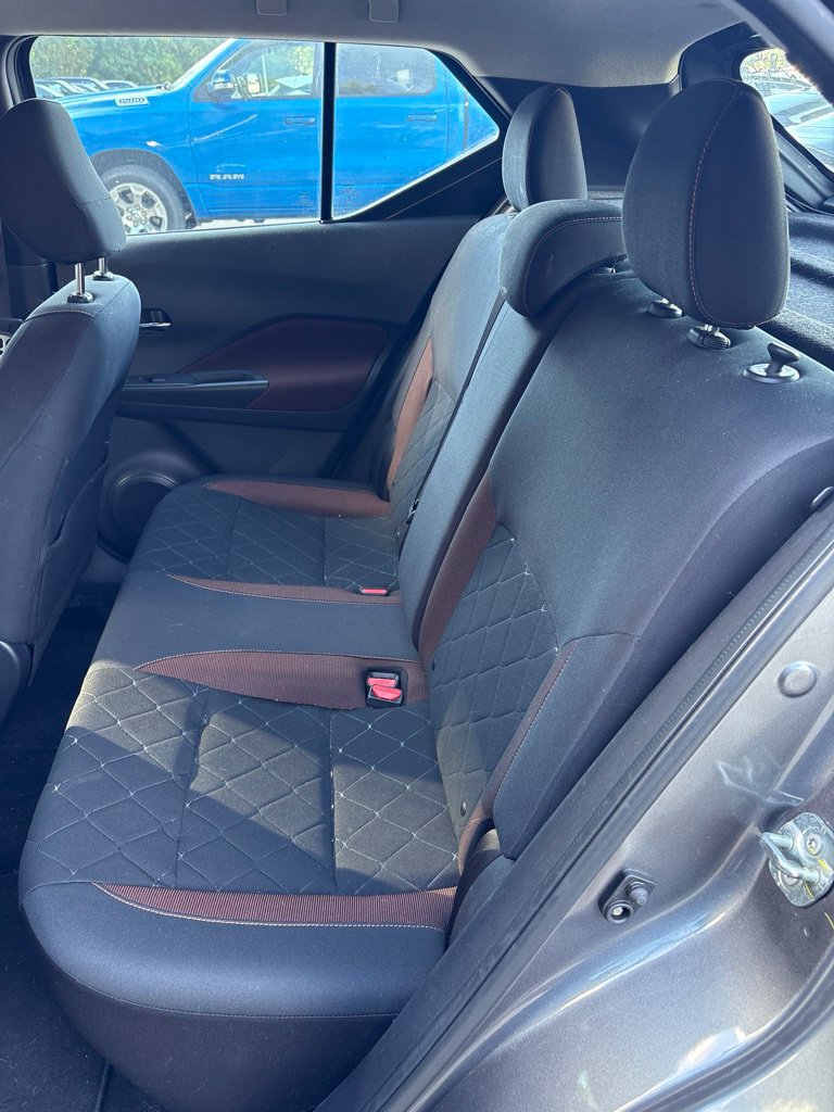 Used 2019 Nissan Kicks SR FWD image 42