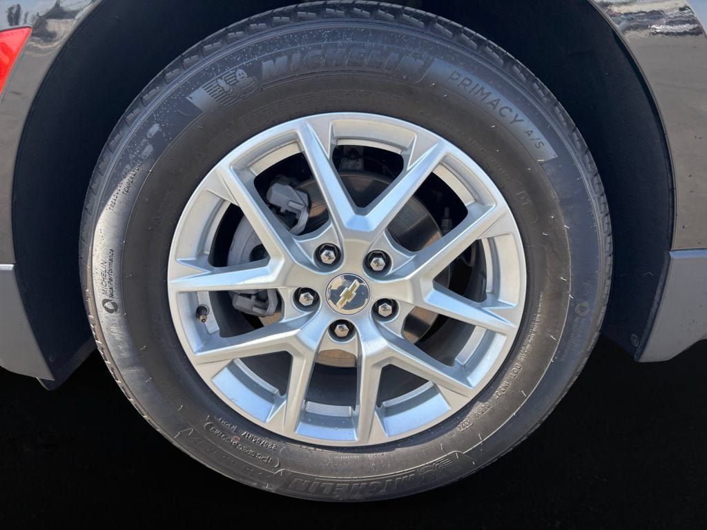 Used 2024 Chevrolet Equinox LS w/ LS Convenience Package FWD image 9