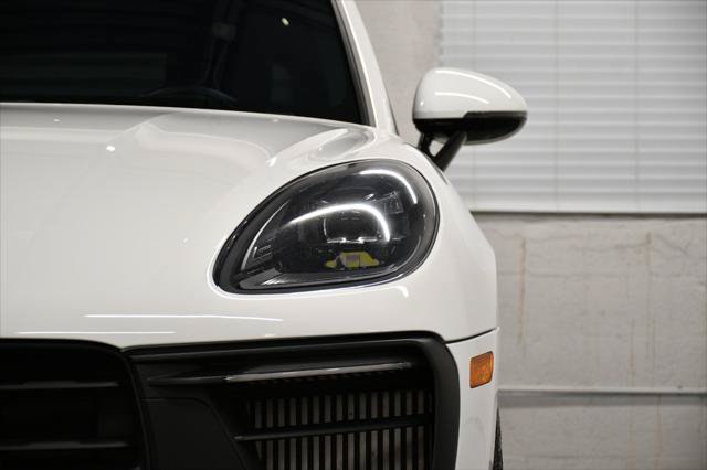 Used 2022 Porsche Macan GTS AWD/4WD image 24