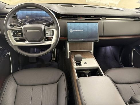 New 2026 Land Rover Range Rover SE image 10