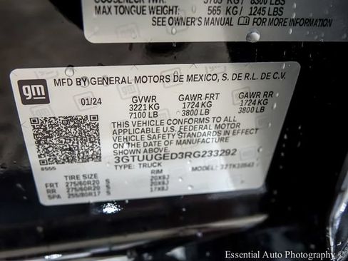 Used 2024 GMC Sierra 1500 Denali w/ Technology Package AWD/4WD image 30