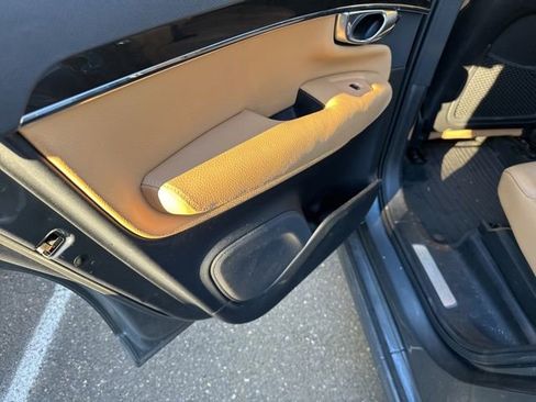 Used 2018 Volvo XC90 T6 Momentum w/ Momentum Plus Package image 45