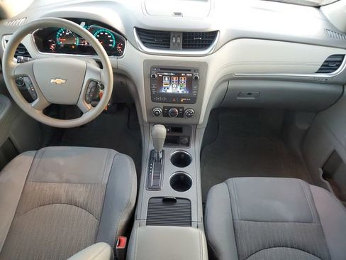 Used 2014 Chevrolet Traverse LS image 24