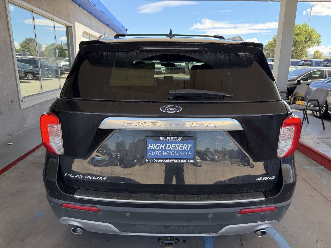 Used 2022 Ford Explorer Platinum w/ Premium Technology Package AWD/4WD image 7