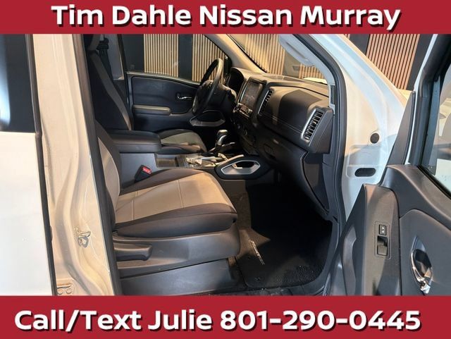 Used 2024 Nissan Frontier SL w/ Technology Package AWD/4WD image 9
