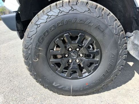 Used 2025 Ford Bronco Raptor w/ Interior Carbon Fiber Pack AWD/4WD image 10