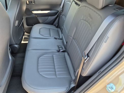 New 2027 Kia Seltos X-Line S w/ X-Line S Premium Package AWD/4WD image 21
