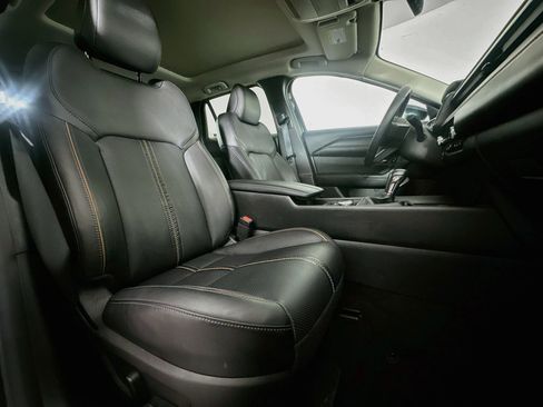 Used 2025 MAZDA CX-50 AWD 2.5 S w/ Premium Plus Pkg image 33