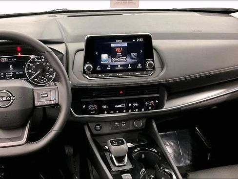 New 2026 Nissan Rogue Dark Armor AWD/4WD image 8