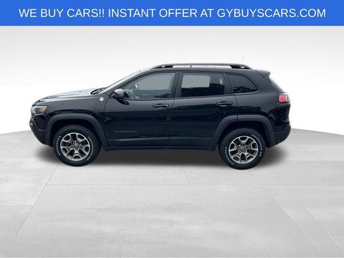 Used 2021 Jeep Cherokee Trailhawk w/ Trailer Tow Group AWD/4WD image 3
