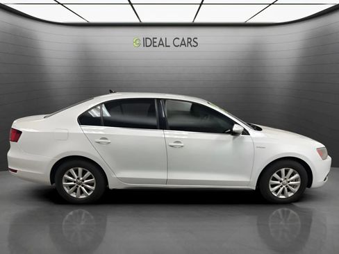 Used 2013 Volkswagen Jetta SEL FWD image 4