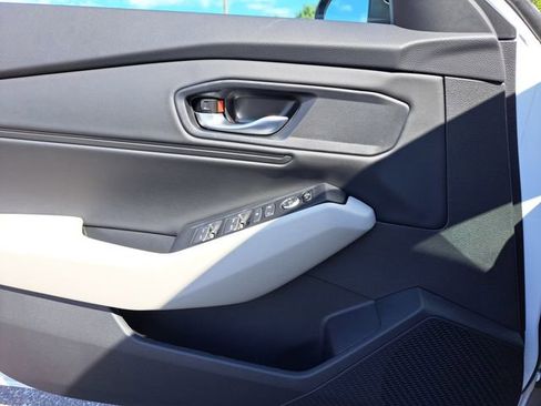 New 2025 Honda Accord SE image 17