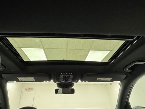 Used 2021 Mercedes-Benz GLE 450 4MATIC image 34