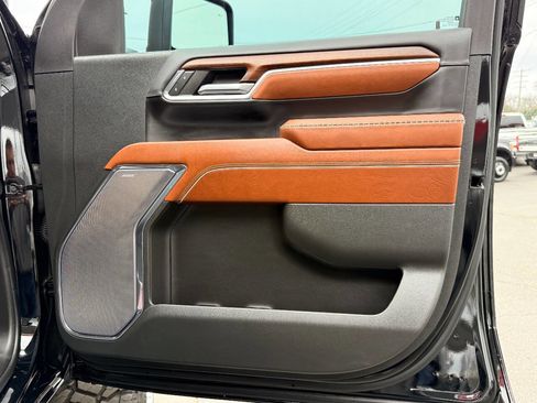 Used 2024 GMC Sierra 3500 Denali Ultimate image 42