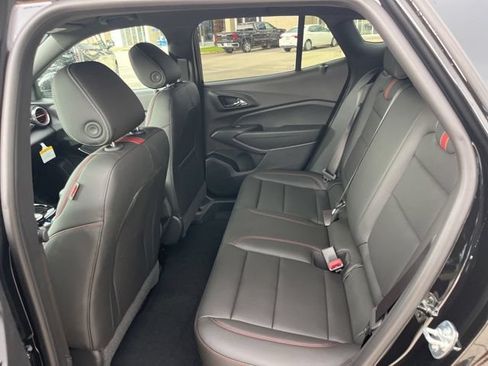 New 2026 Chevrolet Trax RS w/ Driver Confidence Package FWD image 32