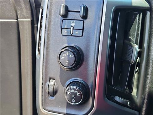 Used 2015 Chevrolet Silverado 1500 LT w/ All Star Edition AWD/4WD image 17
