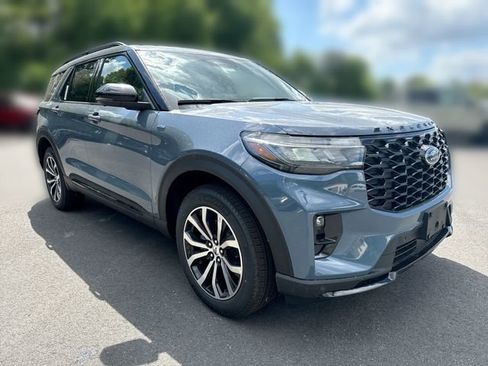 New 2026 Ford Explorer ST-Line AWD/4WD image 2
