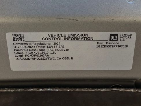 Used 2024 Chevrolet Malibu LT image 31