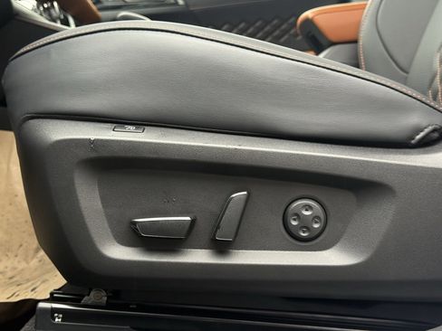 Used 2025 Mitsubishi Outlander SEL Black Edition image 12